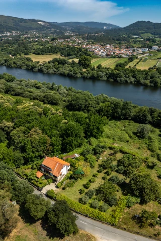 Aerial view of Villa Arcozelo with the Lima River in the background